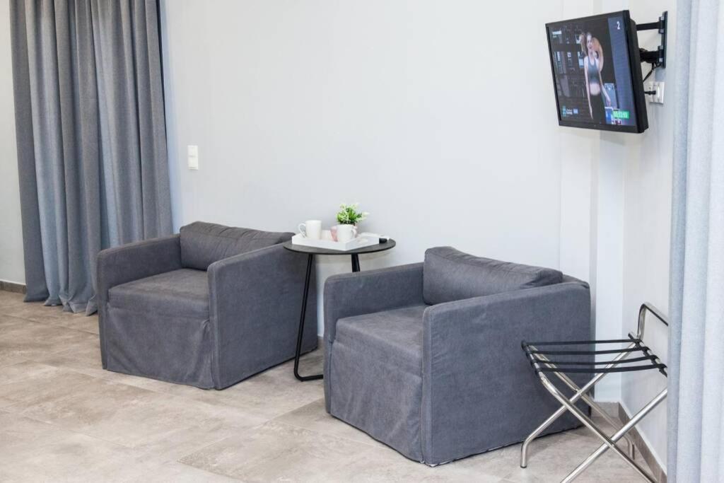 E Spacious Cornered Brand New Studio Apartment E Athene Buitenkant foto